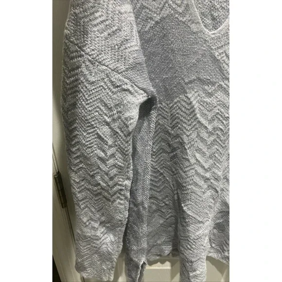 Vera Wang SimplyVera  Womens Sweatshirt XL Silver Gray Metallic - Picture 4 of 6